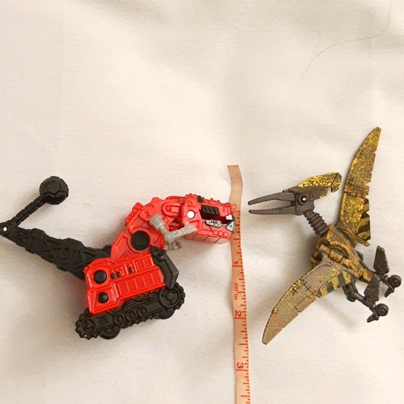 Dinotrux Diecast Figures Collectibles Scrap-It Waldo Ty Rux Scrapadactyl + Books - Picture 8 of 15